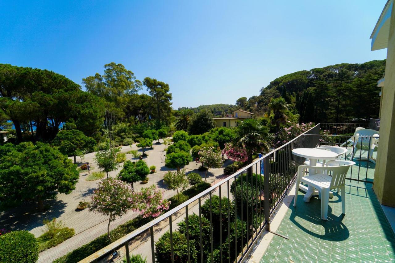 Hotel Le Acacie 카폴리베리 외부 사진